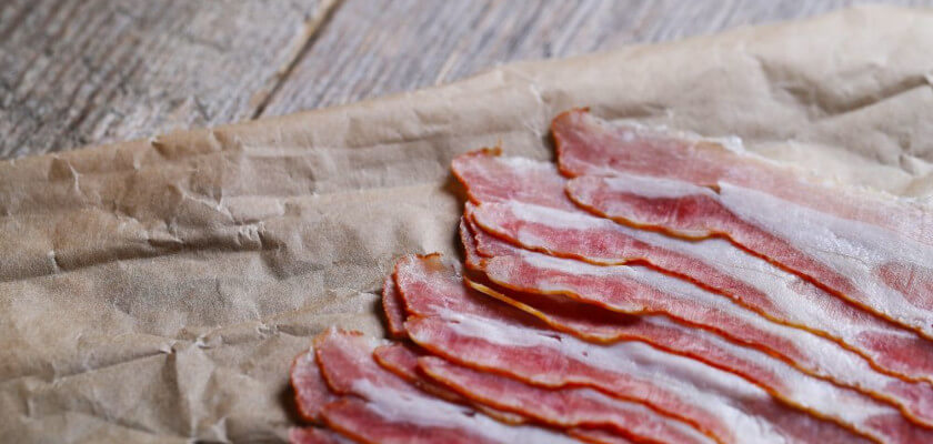 Can Dogs Eat Bacon Is Eating Pork Bad For Dogs PetsTime can-dogs-eat-bacon-is-eating-pork-bad-for-dogs-petstime